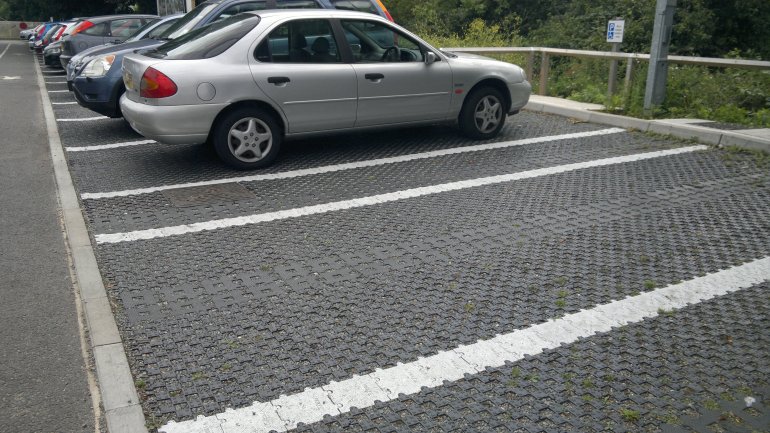 PERFO geogrid permeable parking for a railway station